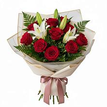 Букет цветов из:  Лилии и Розы в Мамакане