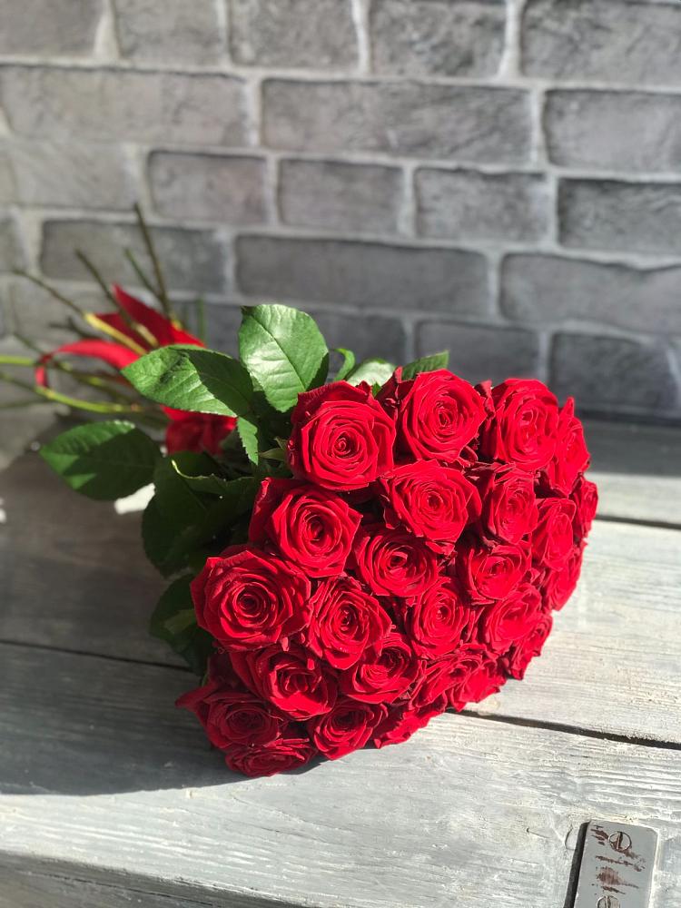 Букет Красные розы Фридом в Мамакане