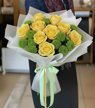 Букет цветов из:  Хризантемы и Розы в Мамакане