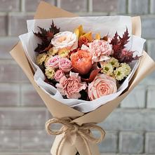 Букет цветов из:  Гвоздики, Хризантемы и Розы в Мамакане