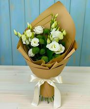 Букет цветов из:  Хризантемы и Лизиантусы в Мамакане