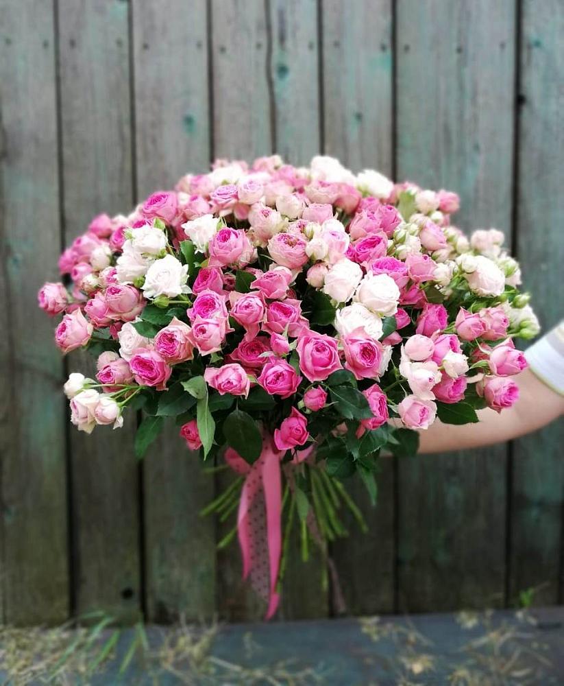 Букет Розовые кустовые розы Натали и Лав Лидия в Мамакане