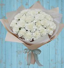 Букет цветов из:  Гвоздики в Мамакане