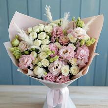Букет цветов из:  Альстромерии и Розы в Мамакане
